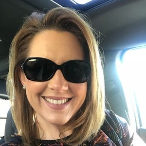 Meet your Posher, Angie